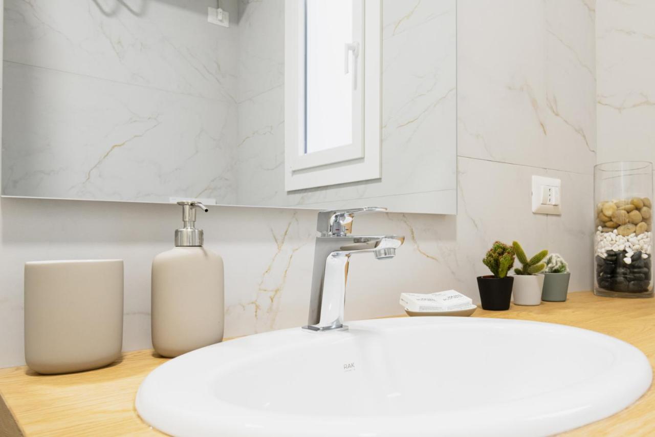 Easylife - Oasi Chic Pochi Passi Dai Navigli Lejlighed Milano Eksteriør billede
